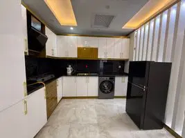 آپارتمان مبله سه اتاق خواب در کارتِ چهار thumbnail 12