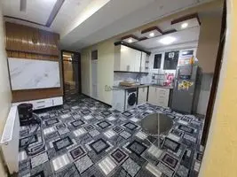 کامل مبله ۳ اتاق خوابی آپارتمان کرایه کوتاه مدت در کارتۀ چهار thumbnail 9