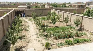 خانه با محیط آرام thumbnail 5