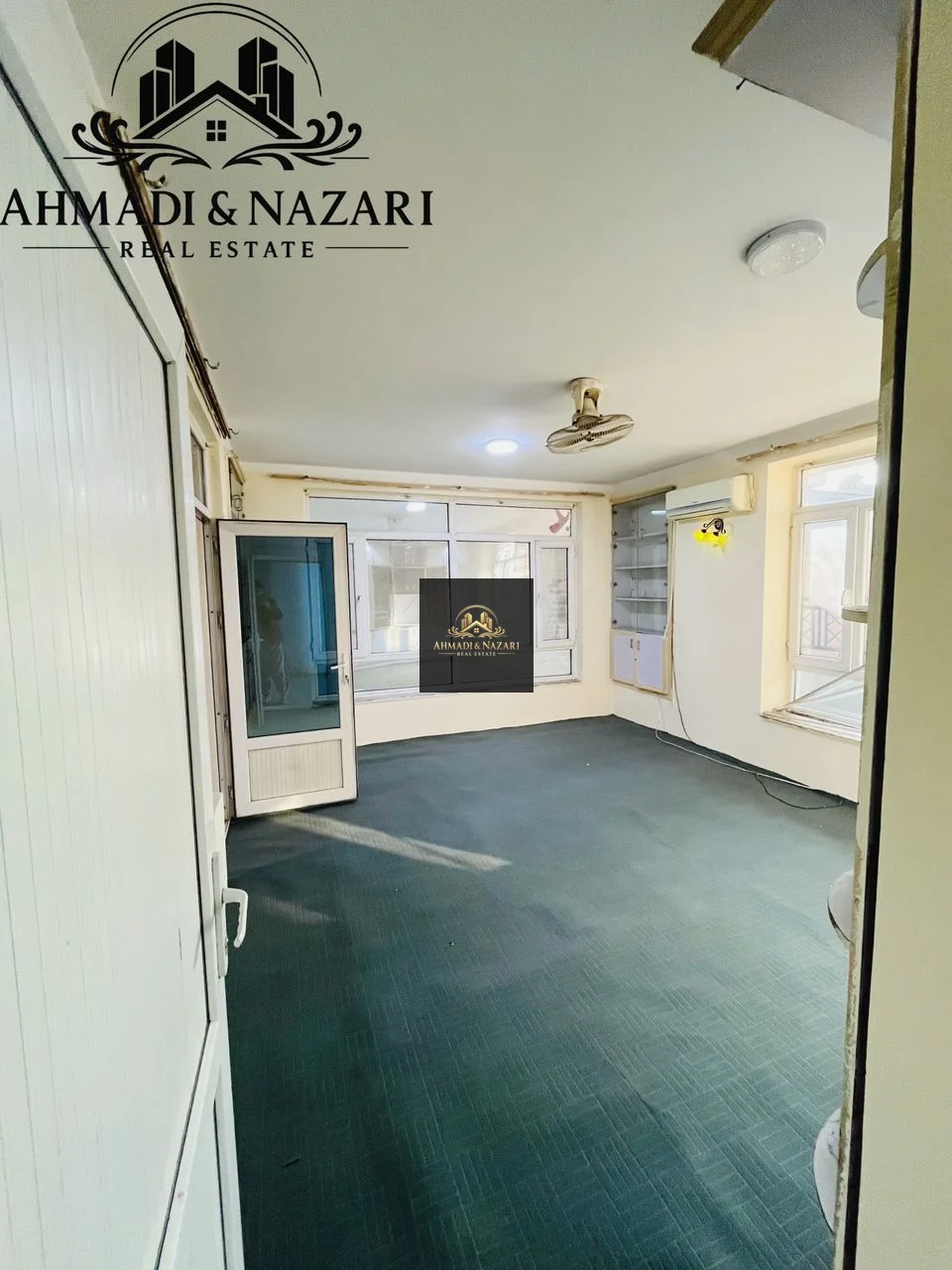 4-bedroom house with government electricity and municipal water in Kart-e Naw - 5