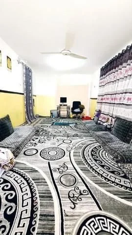 Spacious 4-bedroom house in Darulaman - 2