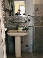 3-Bedroom Elevator Apartment in Kart-e Chahar thumbnail 3