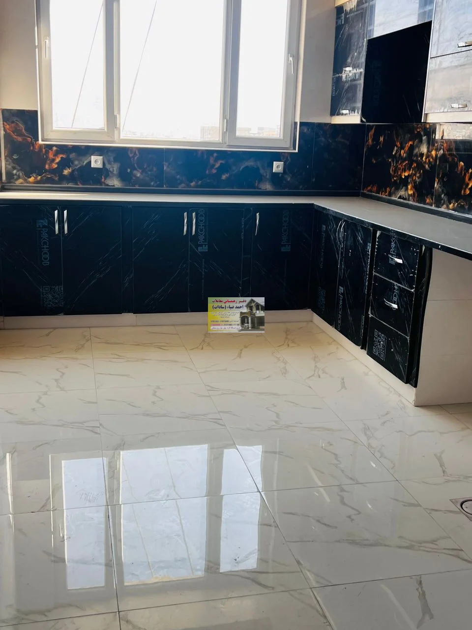 3-Bedroom Elevator Apartment in Kart-e Chahar - 2