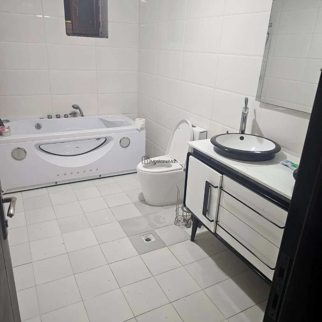 خانه ۴ اتاق خوابی در وضعیت خوب در شهر نو - 2